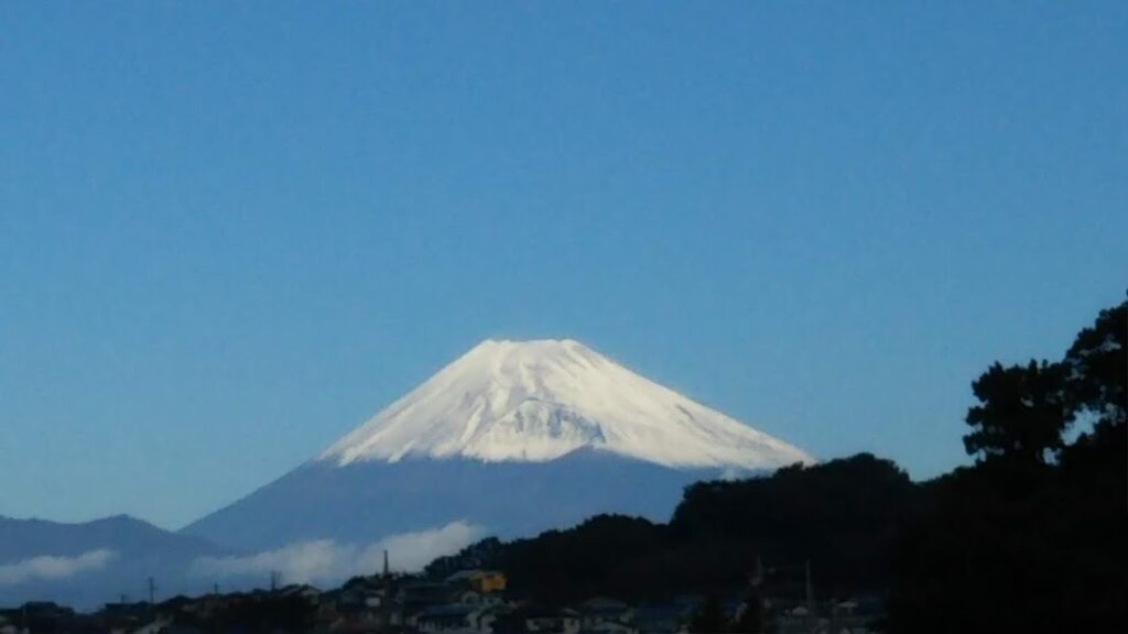 富士山が冬化粧